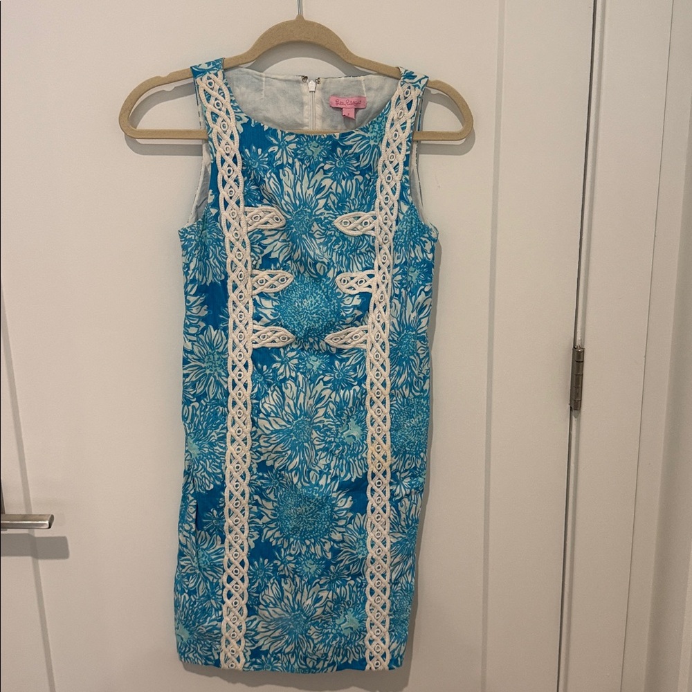 Lilly Pulitzer Blue and White Shift Dress 2